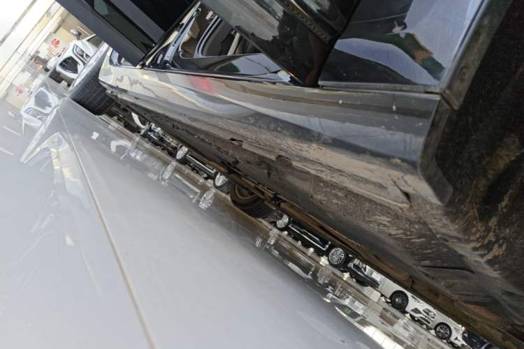 Used Audi A6L 2020 40 TFSI Luxury Prestige Edition Right Side Sill