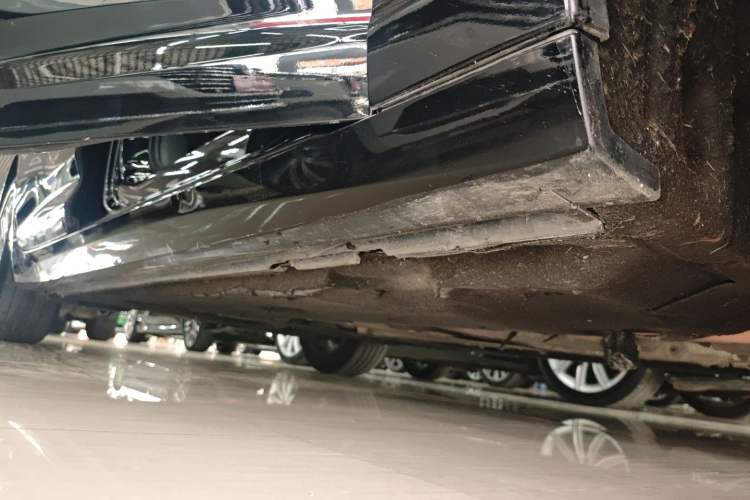 Used Audi A6L 2020 40 TFSI Luxury Prestige Edition Right Side Sill