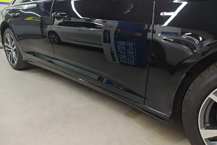 Used Audi A6L 2020 40 TFSI Luxury Dynamic Edition Right Side Sill