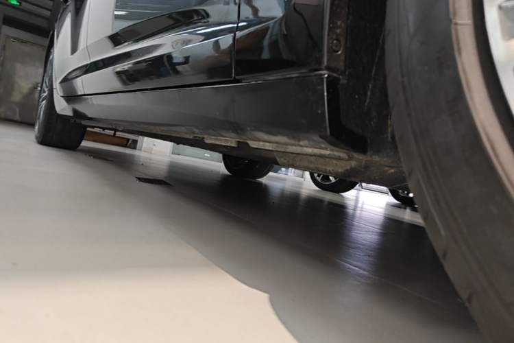 Used Audi A6L 2020 45 TFSI quattro Prestige Elegant Edition Right Side Sill