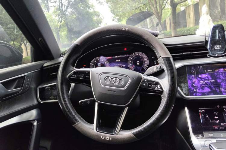 Used Audi A6L 2020 40 TFSI Luxury Dynamic Edition Steering Wheel