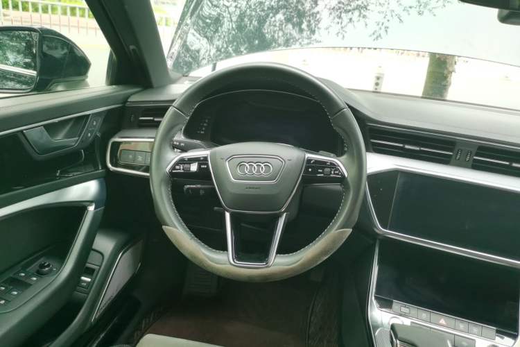 Used Audi A6L 2020 40 TFSI Luxury Prestige Edition Steering Wheel