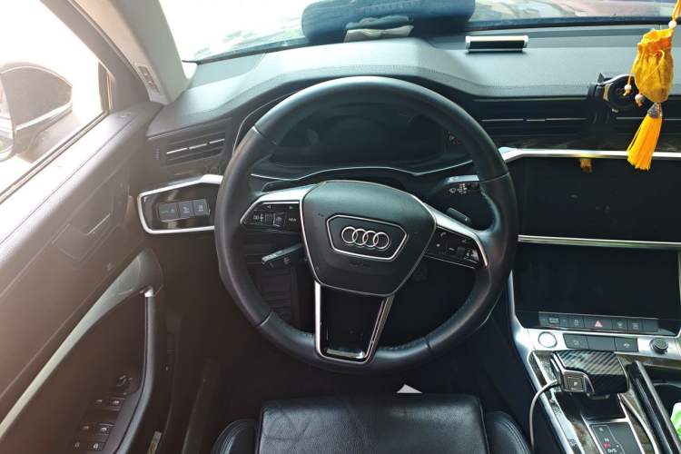 Used Audi A6L 2020 40 TFSI Luxury Prestige Edition Steering Wheel