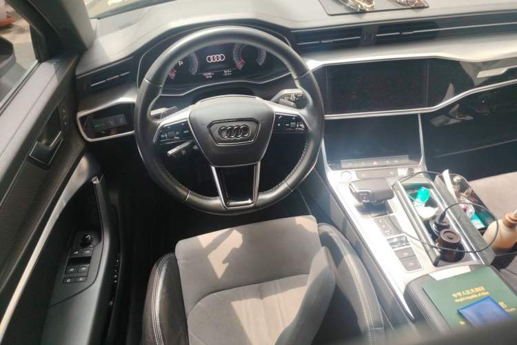 Used Audi A6L 2020 40 TFSI Luxury Dynamic Edition Steering Wheel