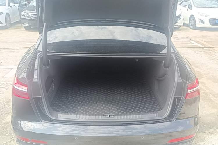 Used Audi A6L 2020 45 TFSI Prestige Dynamic Edition Trunk