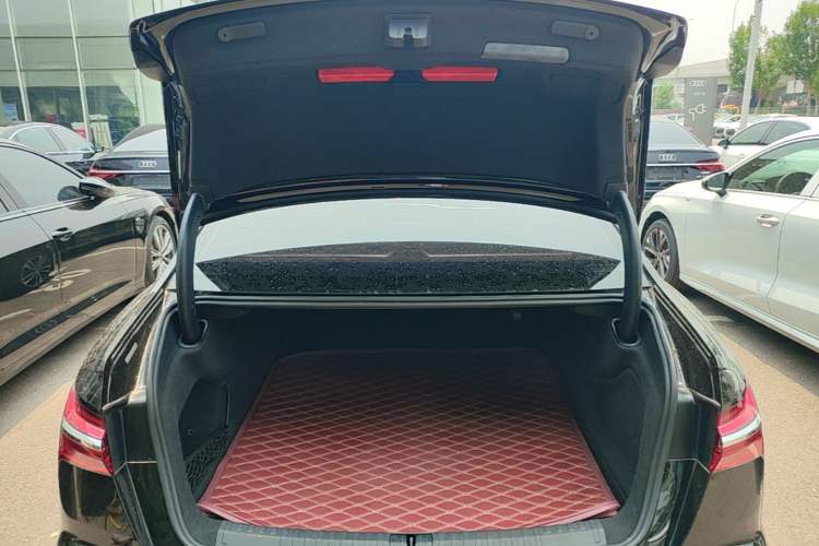 Used Audi A6L 2020 40 TFSI Luxury Dynamic Edition Trunk