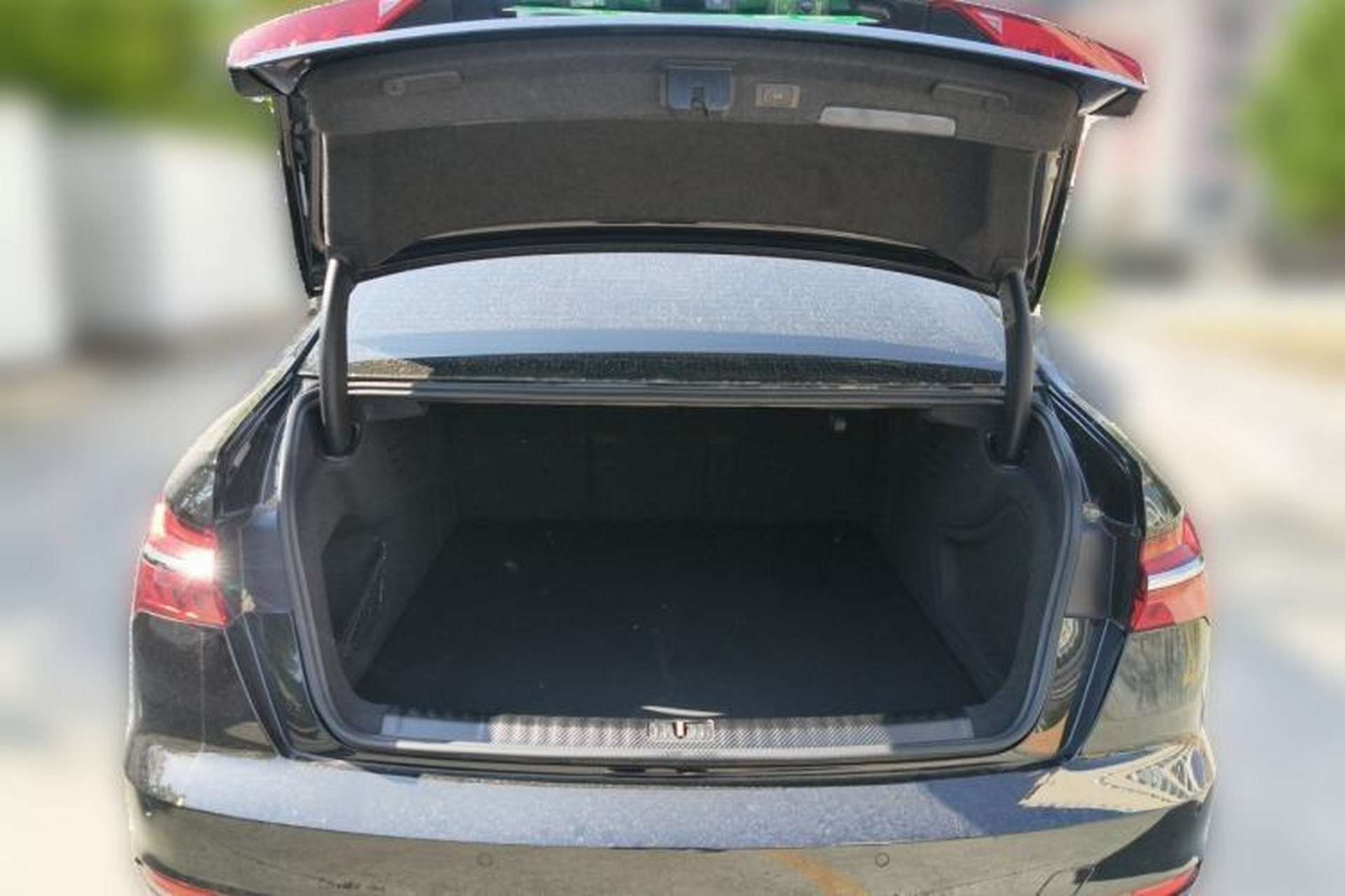 Used Audi A6L 2020 40 TFSI Luxury Prestige Edition Trunk