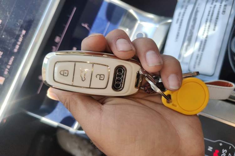 Used Audi A6L 2020 40 TFSI Luxury Prestige Edition Vehicle Key