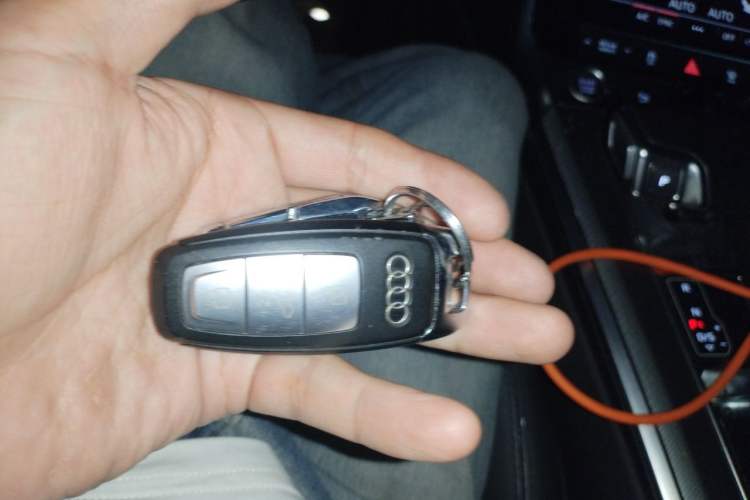 Used Audi A6L 2020 40 TFSI Luxury Prestige Edition Vehicle Key