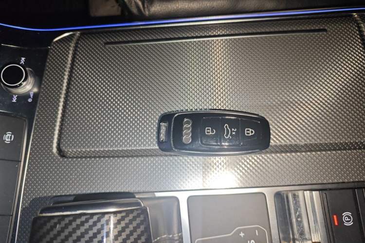 Used Audi A6L 2020 45 TFSI Prestige Dynamic Edition Vehicle Key