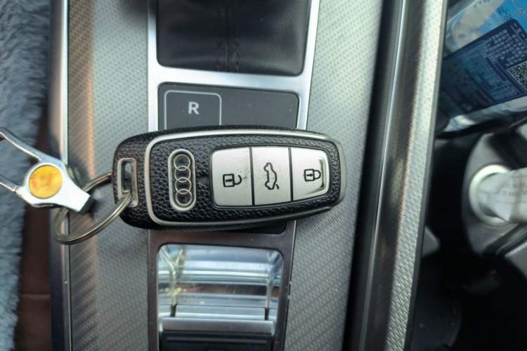 Used Audi A6L 2020 40 TFSI Luxury Prestige Edition Vehicle Key