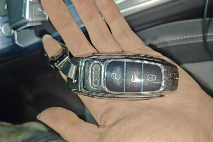 Used Audi A6L 2020 40 TFSI Luxury Dynamic Edition Vehicle Key
