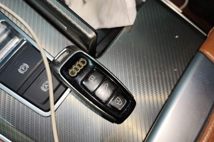 Used Audi A6L 2020 45 TFSI quattro Prestige Elegant Edition Vehicle Key