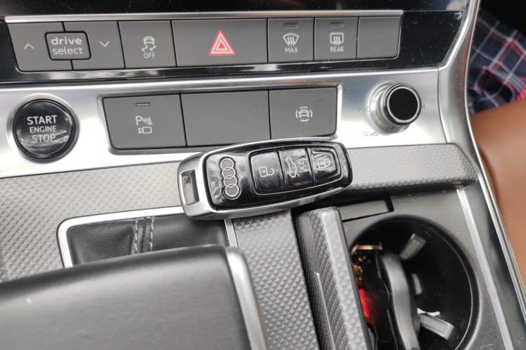 Used Audi A6L 2020 45 TFSI Prestige Dynamic Edition Vehicle Key