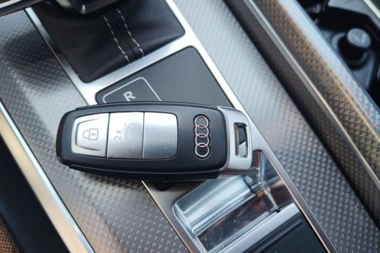 Used Audi A6L 2020 45 TFSI Prestige Dynamic Edition Vehicle Key