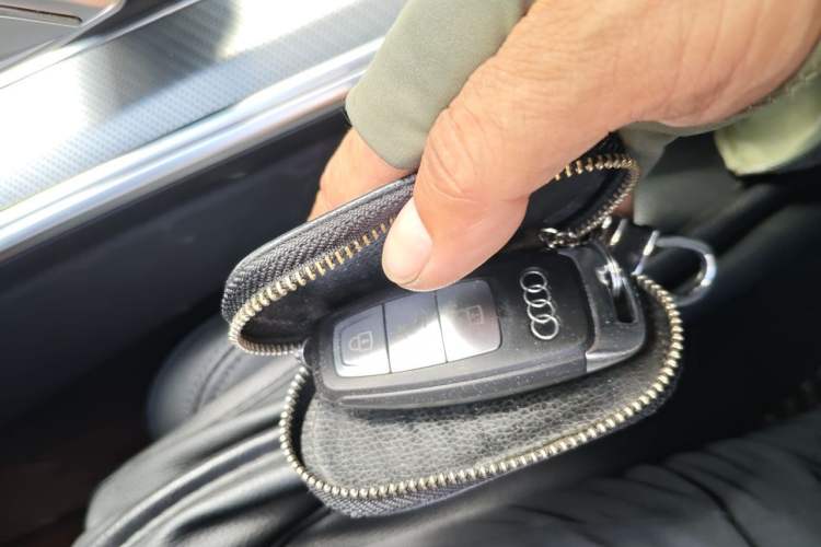 Used Audi A6L 2020 40 TFSI Luxury Prestige Edition Vehicle Key