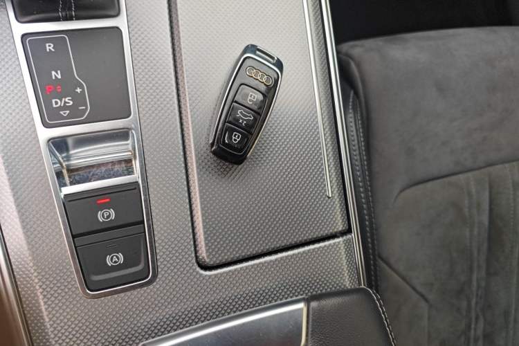 Used Audi A6L 2020 40 TFSI Luxury Dynamic Edition Vehicle Key