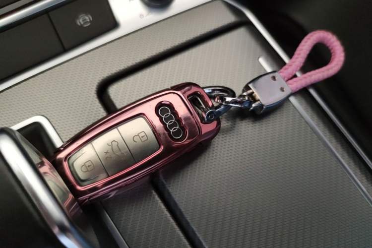 Used Audi A6L 2020 40 TFSI Luxury Prestige Edition Vehicle Key