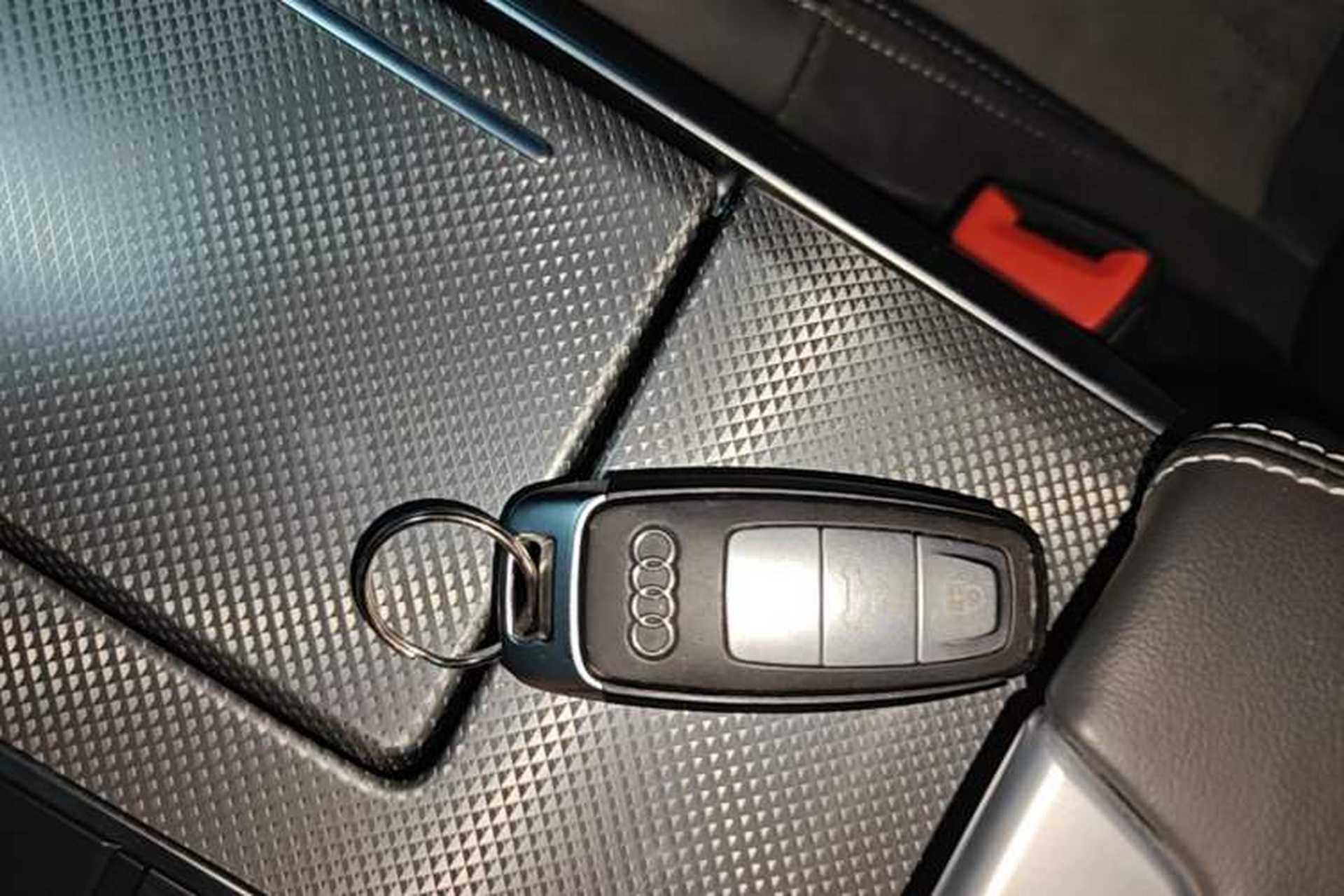 Used Audi A6L 2020 40 TFSI Luxury Dynamic Edition Vehicle Key