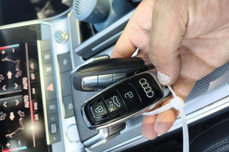 Used Audi A6L 2020 45 TFSI Prestige Dynamic Edition Vehicle Key