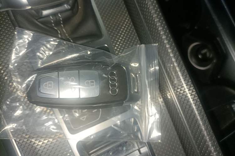 Used Audi A6L 2020 40 TFSI Luxury Dynamic Edition Vehicle Key