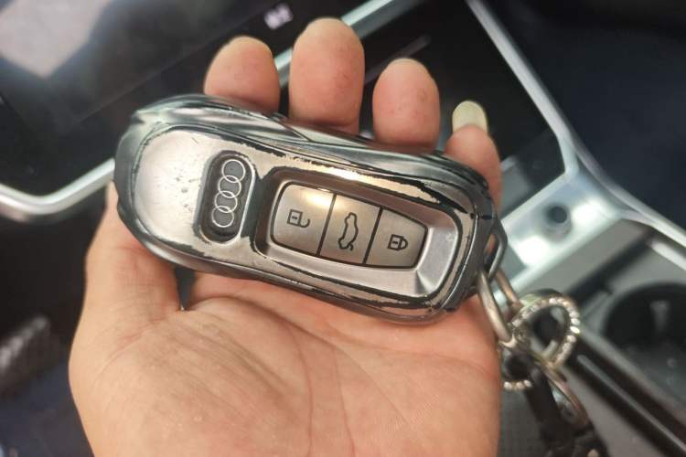 Used Audi A6L 2020 45 TFSI Prestige Elegant Edition Vehicle Key