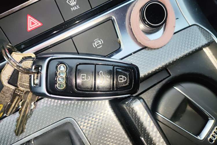 Used Audi A6L 2020 40 TFSI Luxury Dynamic Edition Vehicle Key