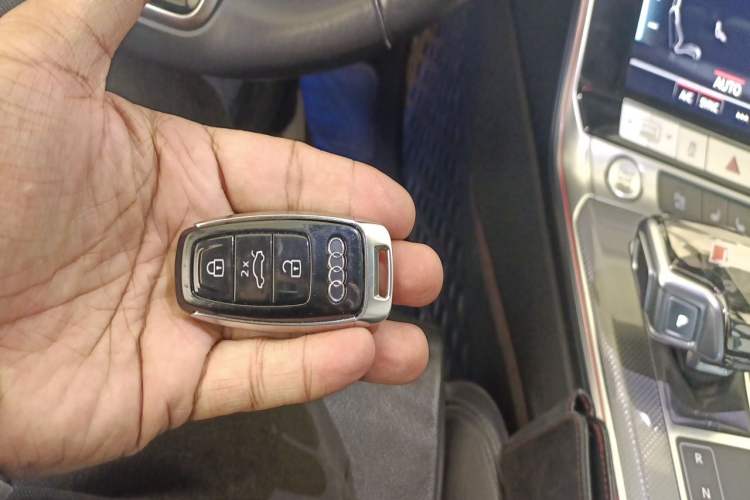 Used Audi A6L 2020 40 TFSI Luxury Prestige Edition Vehicle Key