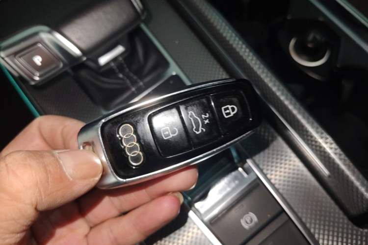 Used Audi A6L 2020 45 TFSI Prestige Dynamic Edition Vehicle Key