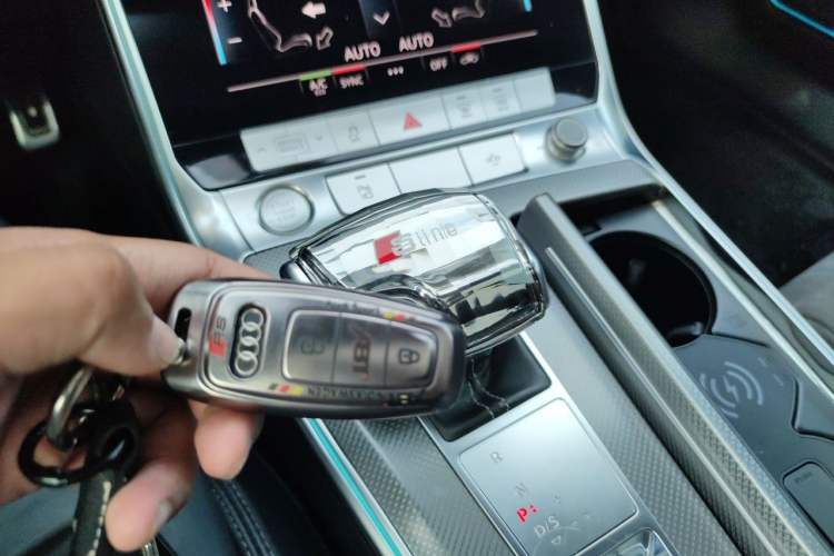Used Audi A6L 2020 40 TFSI Luxury Dynamic Edition Vehicle Key