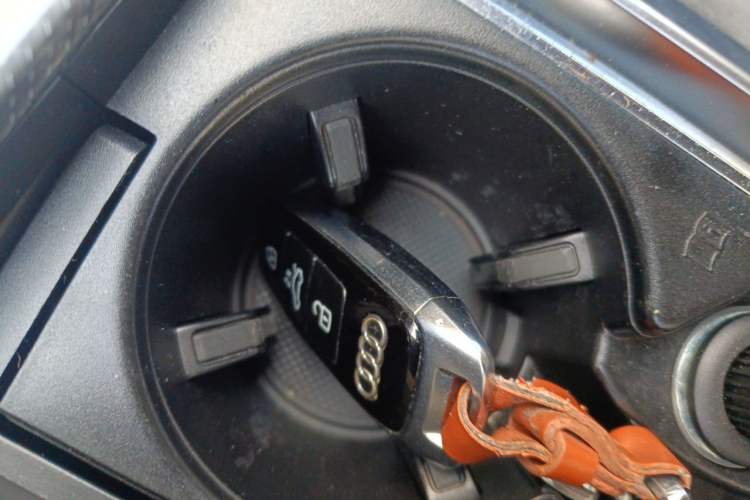 Used Audi A6L 2020 40 TFSI Luxury Dynamic Edition Vehicle Key