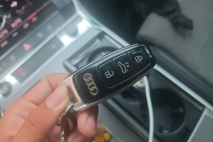 Used Audi A6L 2020 45 TFSI Prestige Dynamic Edition Vehicle Key