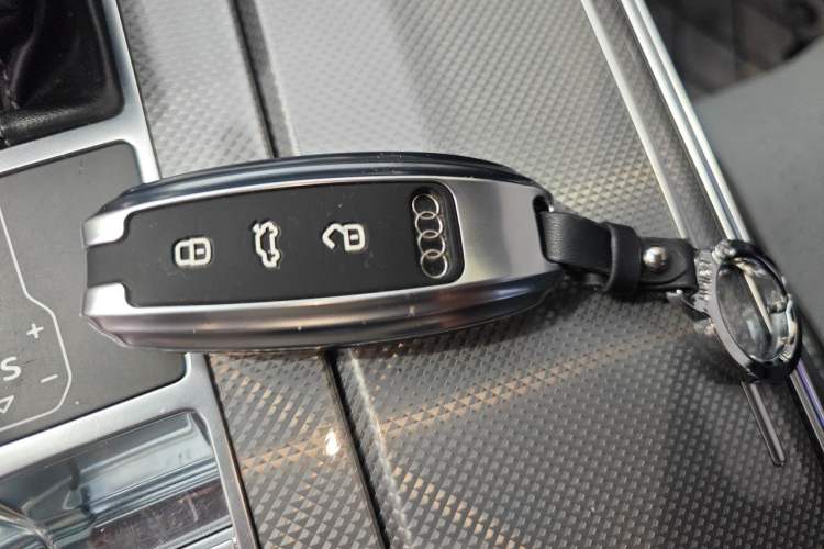 Used Audi A6L 2020 40 TFSI Luxury Dynamic Edition Vehicle Key