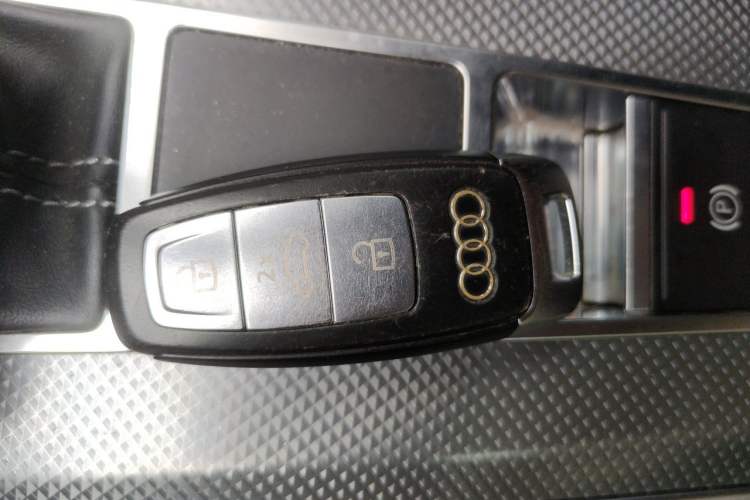 Used Audi A6L 2020 40 TFSI Luxury Dynamic Edition Vehicle Key