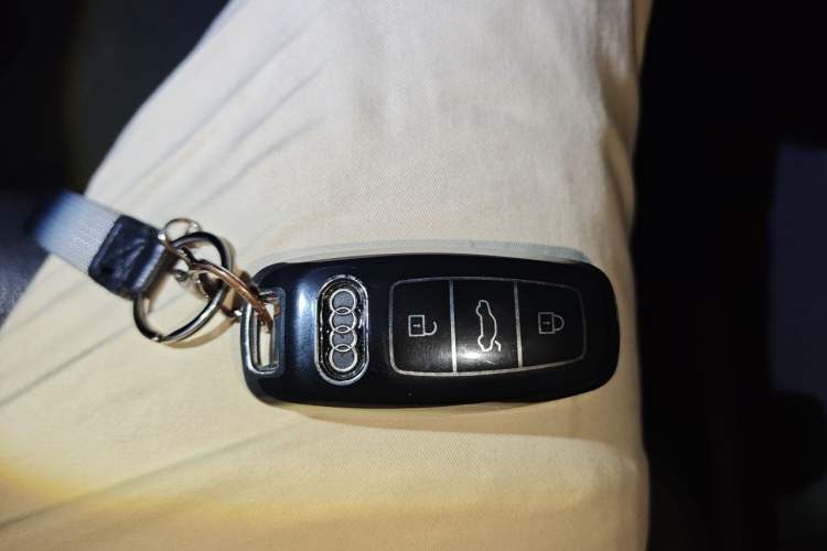 Used Audi A6L 2020 45 TFSI Prestige Elegant Edition Vehicle Key