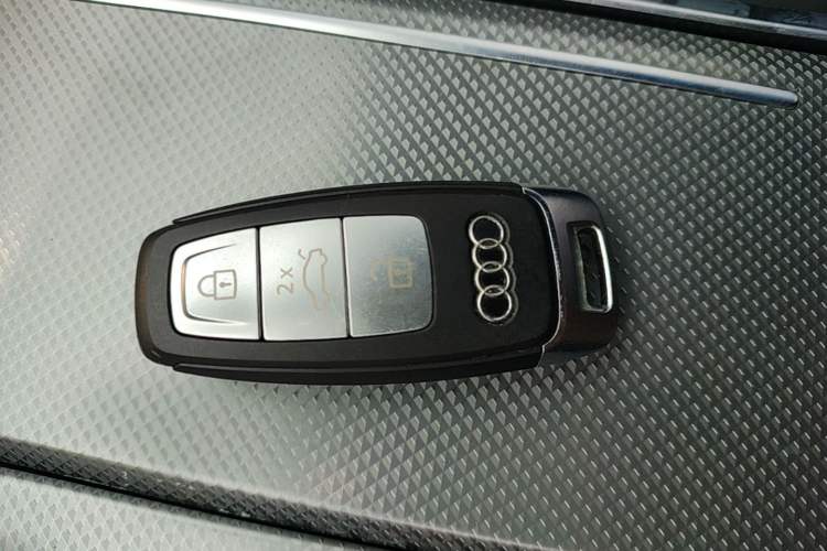 Used Audi A6L 2020 40 TFSI Luxury Dynamic Edition Vehicle Key