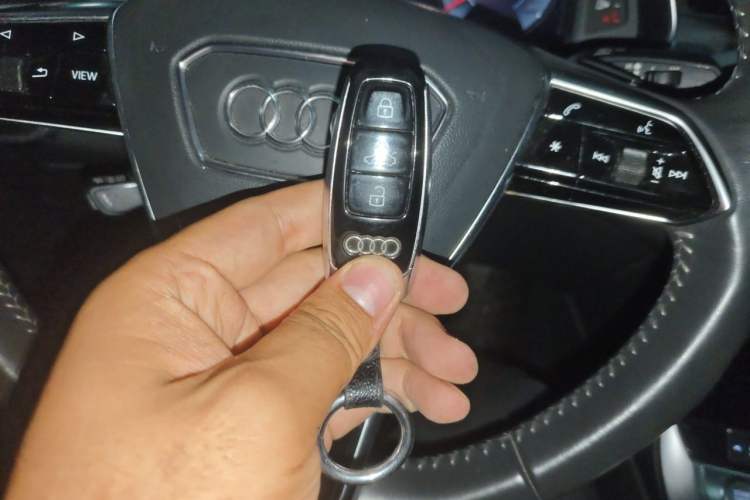 Used Audi A6L 2020 45 TFSI Prestige Dynamic Edition Vehicle Key