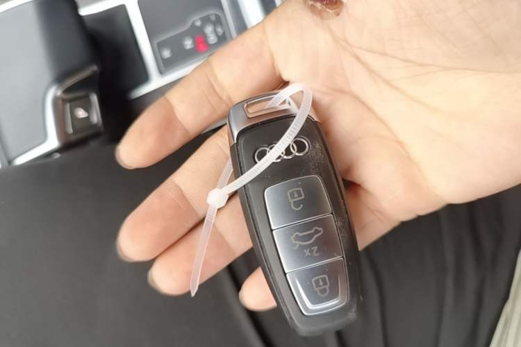 Used Audi A6L 2020 45 TFSI quattro Prestige Edition Vehicle Key