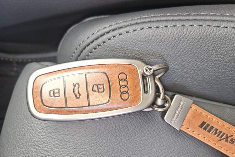 Used Audi A6L 2020 45 TFSI Prestige Elegant Edition Vehicle Key