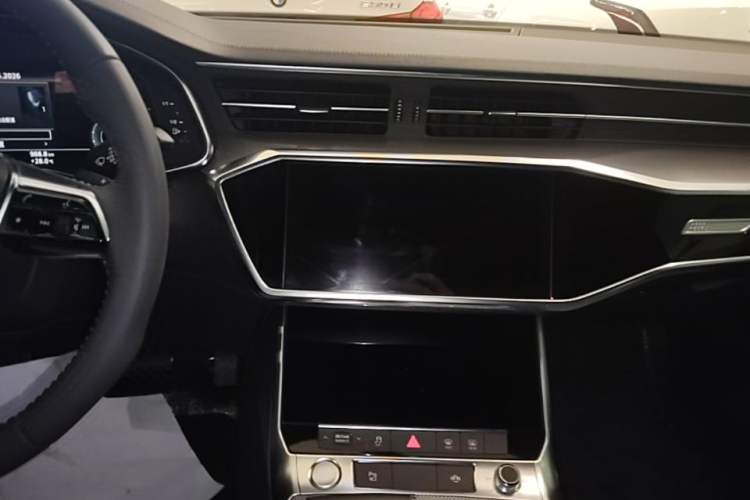 Used Audi A6L 2020 40 TFSI Luxury Dynamic Edition Audio And AC Panel