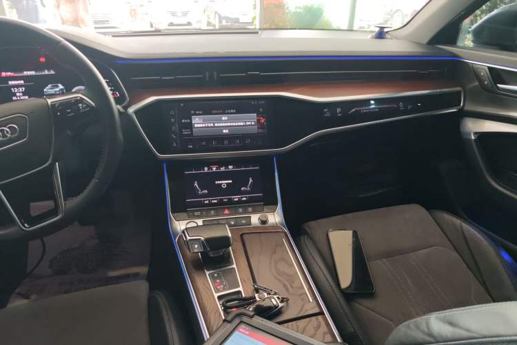 Used Audi A6L 2020 45 TFSI Prestige Dynamic Edition Audio And AC Panel