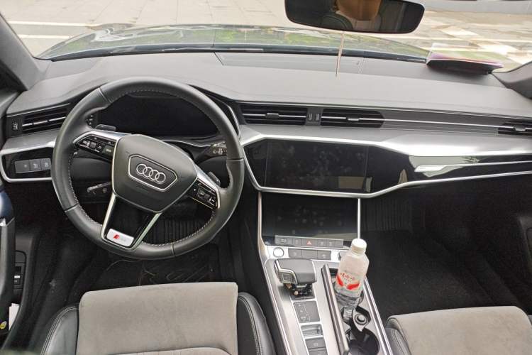Used Audi A6L 2020 45 TFSI Prestige Dynamic Edition Center Console