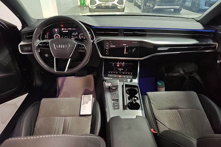 Used Audi A6L 2020 40 TFSI Luxury Dynamic Edition Center Console