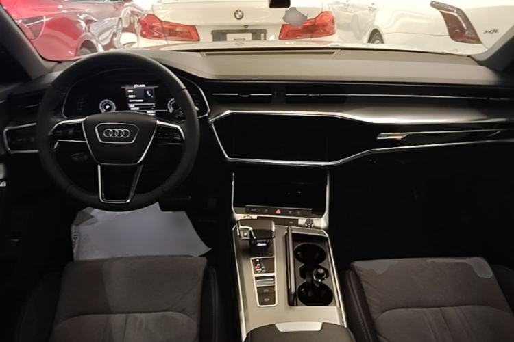 Used Audi A6L 2020 40 TFSI Luxury Dynamic Edition Center Console