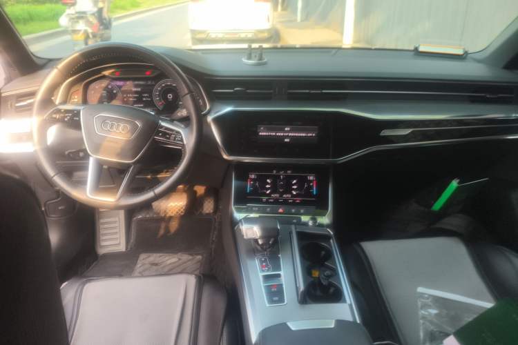 Used Audi A6L 2020 40 TFSI Luxury Dynamic Edition Center Console