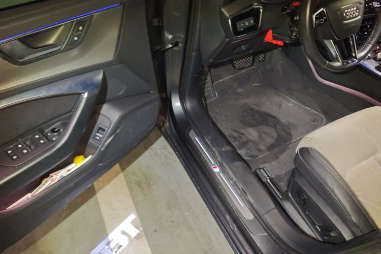 Used Audi A6L 2020 45 TFSI Prestige Dynamic Edition Driver Seat