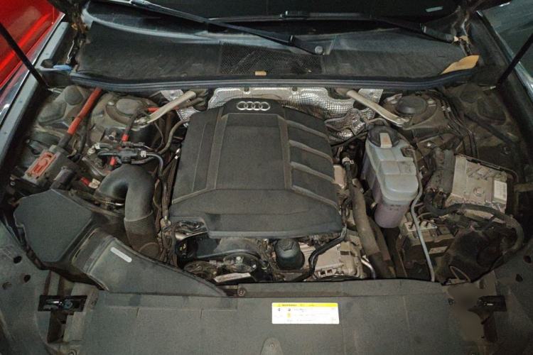 Used Audi A6L 2020 45 TFSI Prestige Dynamic Edition Engine Bay