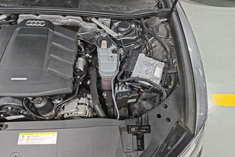 Used Audi A6L 2020 45 TFSI Prestige Dynamic Edition Engine Bay Left