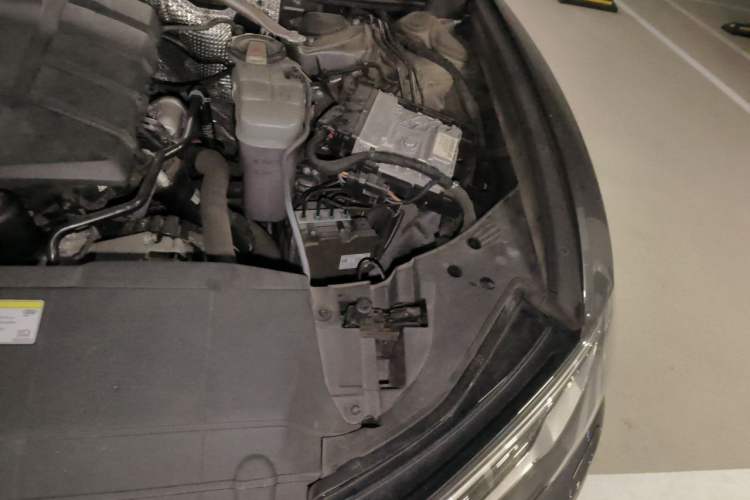 Used Audi A6L 2020 45 TFSI Prestige Dynamic Edition Engine Bay Left