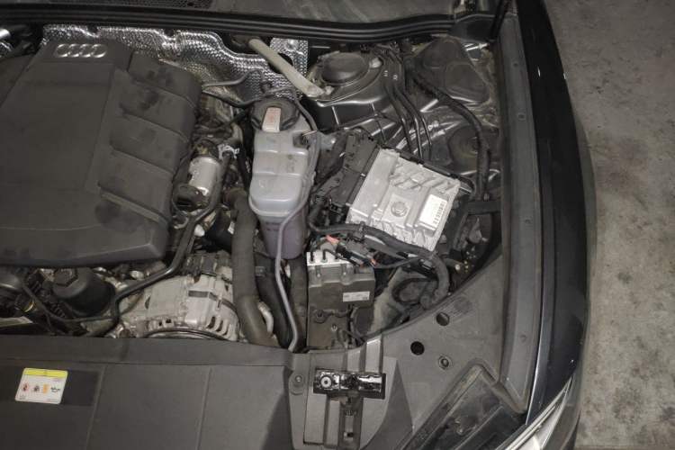 Used Audi A6L 2020 45 TFSI Prestige Dynamic Edition Engine Bay Left